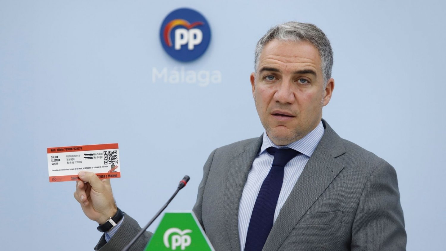 Bendodo critica la supresión de uno de cada tres trenes en Málaga por parte del Gobierno