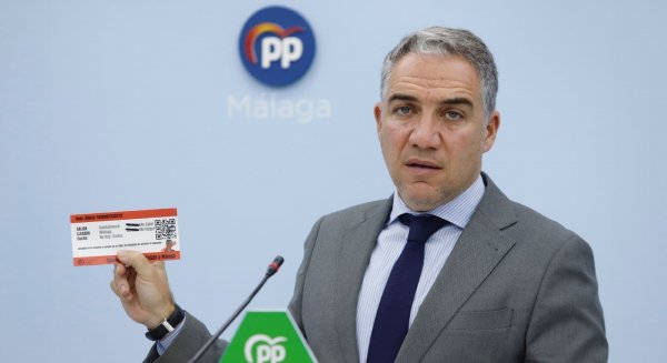 Bendodo critica la supresión de uno de cada tres trenes en Málaga por parte del Gobierno