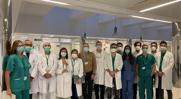 El comité multidisciplinar diagnostica a 400 pacientes de cáncer de pulmón en el Virgen de la Victoria