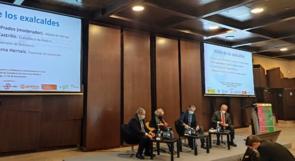 La 'Visión de los exalcaldes' en la segunda jornada de las JOMCAL