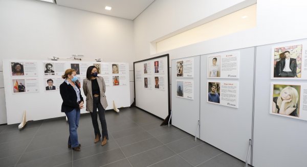 Marbella brinda su apoyo al colectivo de mujeres trans con la exposición 'Transgresivas'