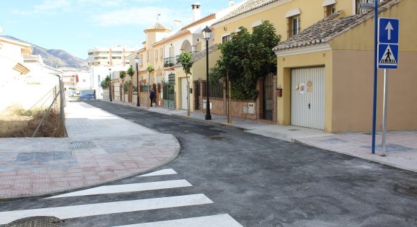 Fuengirola informa de la apertura al tráfico en  las calles Santa Julia y Santa Leonor