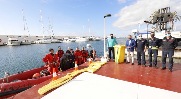Marbella elabora un plan de emergencia ante el riesgo de contaminación del litoral