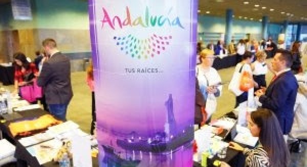 Andalucía presenta sus nuevos productos en unas jornadas profesionales en Castilla y León