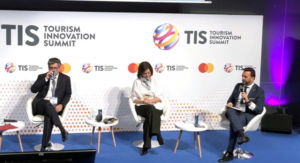 La Junta apuesta por la participación de ciudadanos y empresas en el desarrollo turístico andaluz