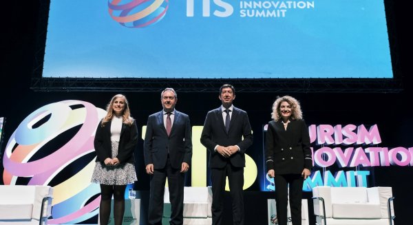 Marín destaca el posicionamiento de Andalucía en las nuevas tecnologías del turismo