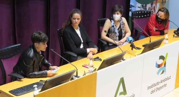 La Consejería de Educación y Deporte apuesta por la igualdad de las mujeres en el deporte