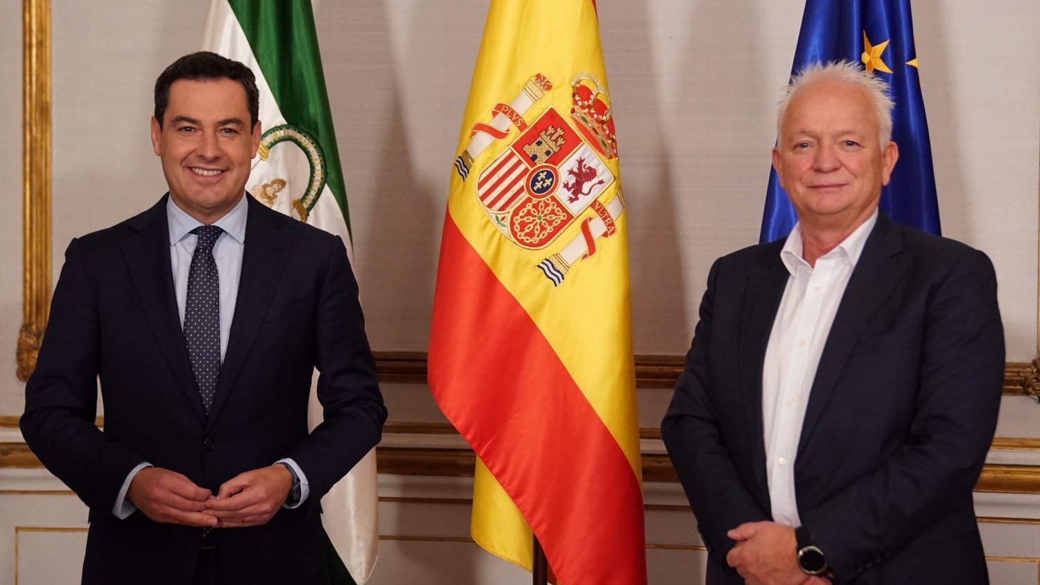 Juanma Moreno agradece a Eddie Wilson el compromiso de Ryanair con Andalucía