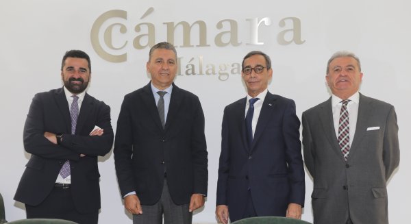 El embajador de Cabo Verde visita la Cámara de Comercio