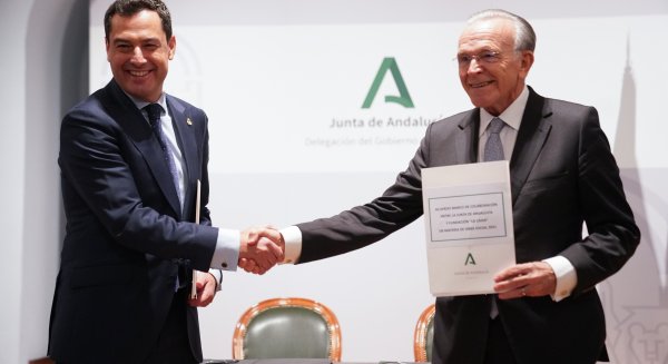 La Junta firma con la Fundación ‘la Caixa’ un acuerdo de 61 millones para acciones sociales en Andalucía