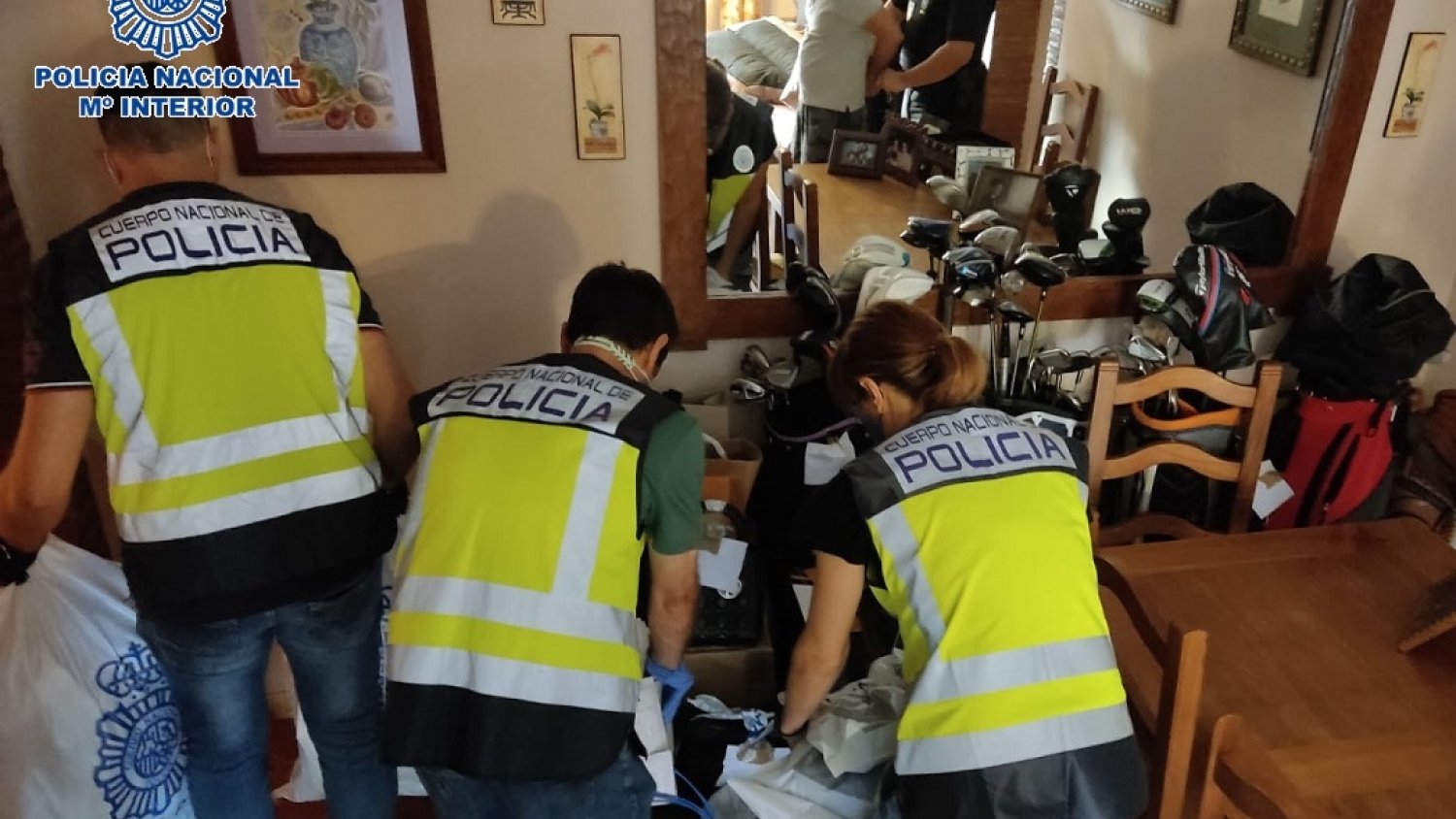 La Policía Nacional investiga a un hombre en Estepona por cometer más de una veintena de robos
