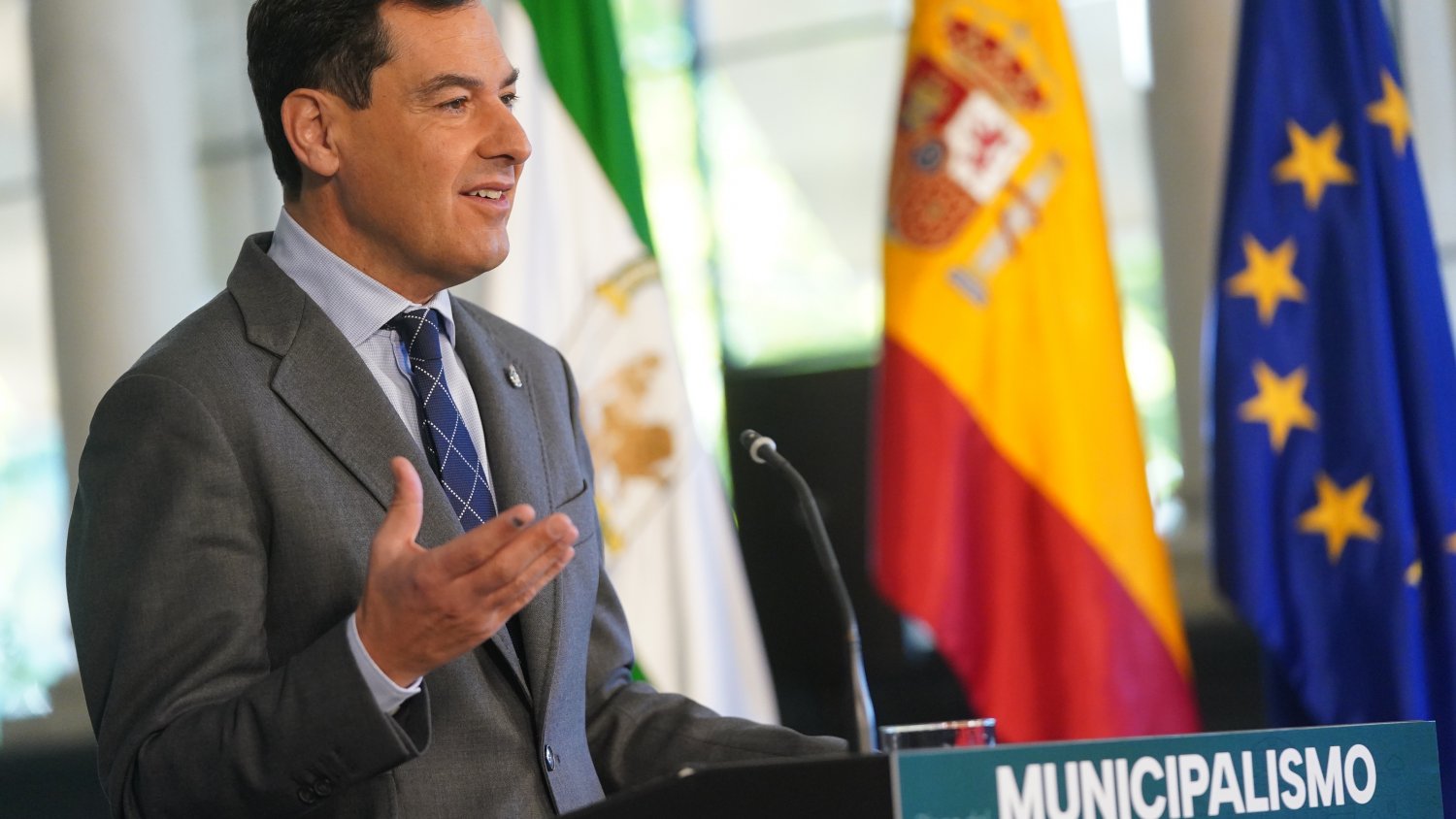 Moreno apuesta por que la Junta y los Ayuntamientos sean aliados en la búsqueda de soluciones