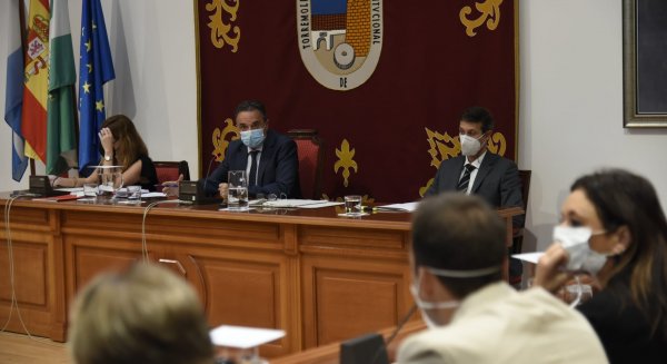 Torremolinos vuelve a permitir el acceso de mascotas al Parque de la Batería