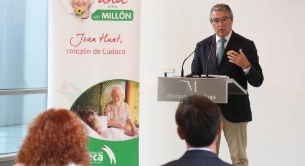 La Diputación crea los premios ‘Joan Hunt’ para rendir homenaje a la fundadora de Cudeca