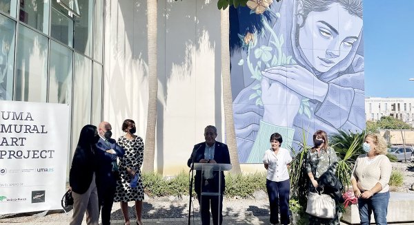 Unicaja Banco colabora con la UMA en la realización de dos nuevos murales en el campus de Teatinos