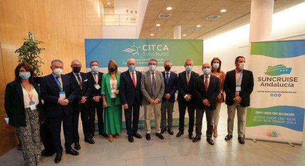 Málaga acoge la mitad de todos los cruceros que llegan a Andalucía