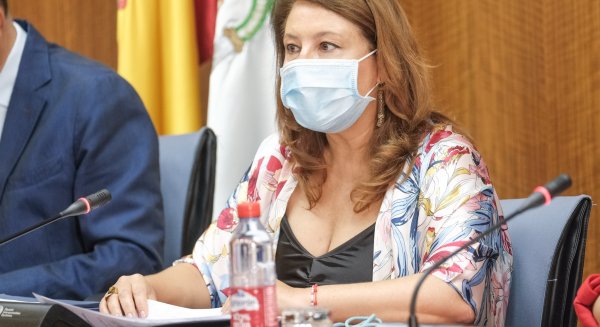 La consejera de Pesca anuncia un programa de prácticas para jóvenes desempleados pionero en Andalucía