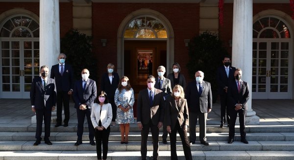 Salud y Familias incorporará dos equipos de protonterapia donados por la Fundación Amancio Ortega