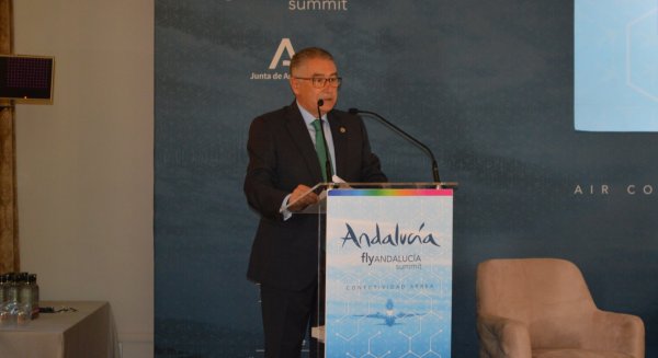 La Junta y aeropuertos confían en que en verano de 2022 se recuperen las rutas de 2019