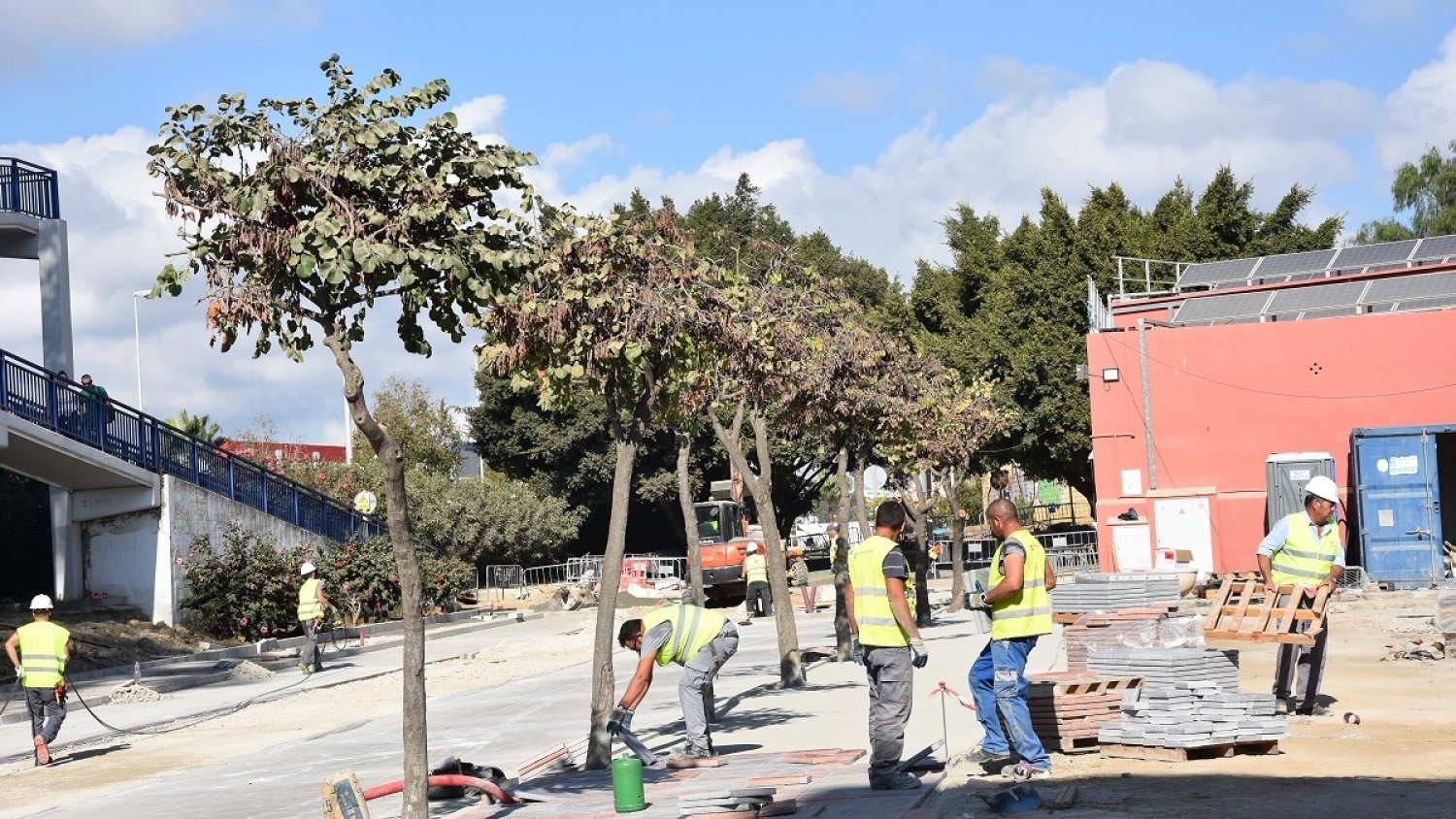 El Ayuntamiento de Fuengirola ultima la remodelación integral de la calle Palangre