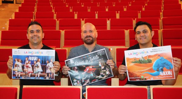 La Inclusiva inaugura la temporada del Teatro Villa de Torrox