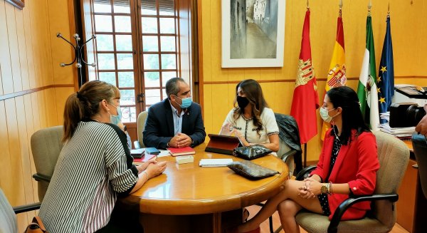 Turismo invierte en la creación del Mirador de los Aljibes en Álora