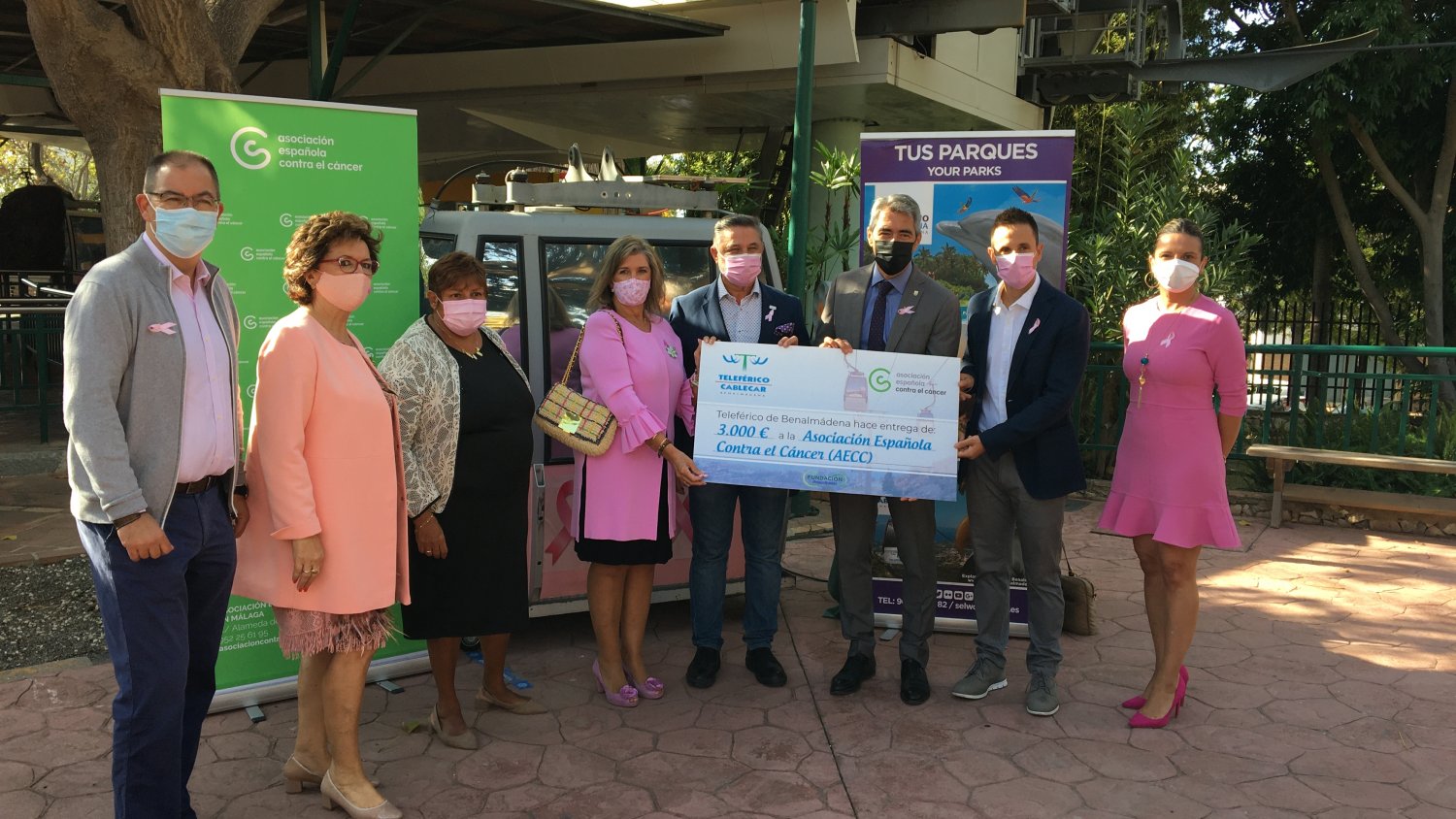 El Teleférico de Benalmádena celebra su I Jornada Contra el Cáncer de Mama