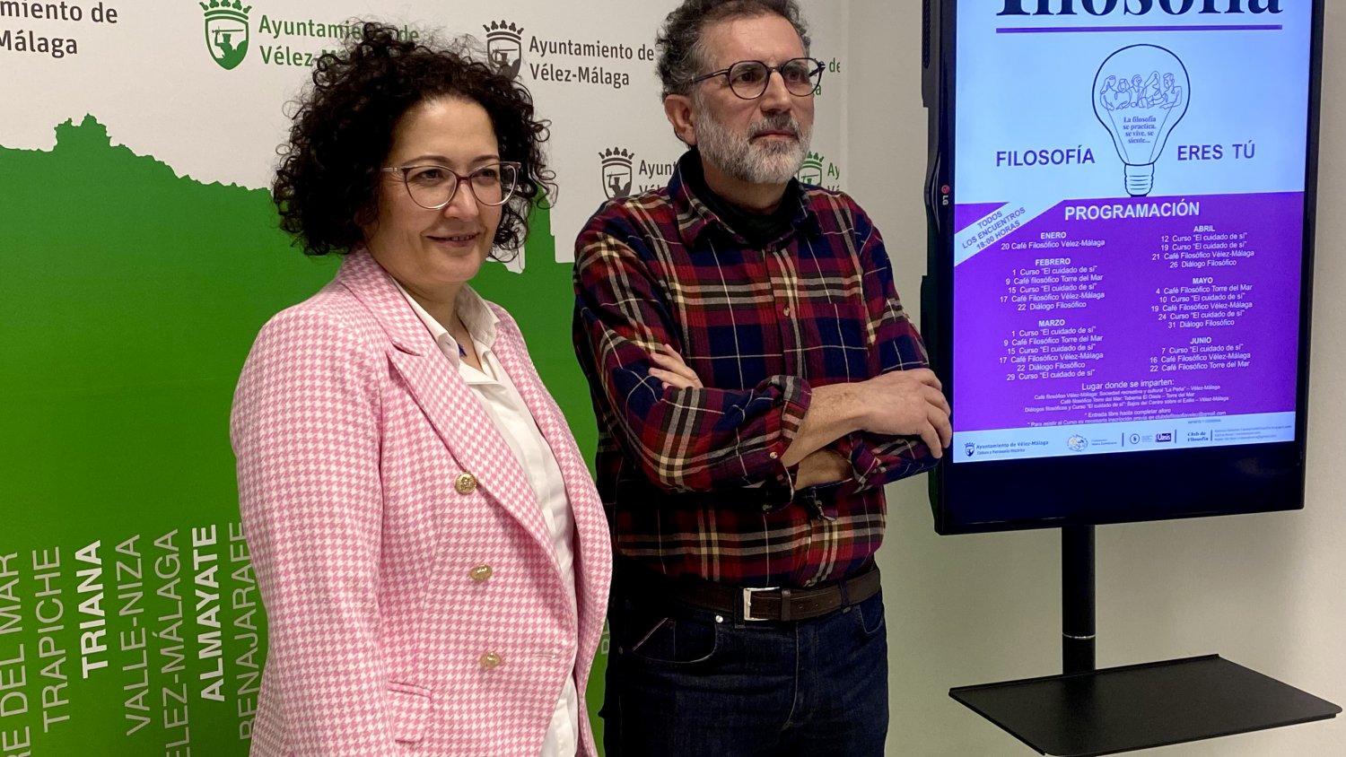 Vélez-Málaga presenta la programación semestral de talleres y encuentros filosóficos