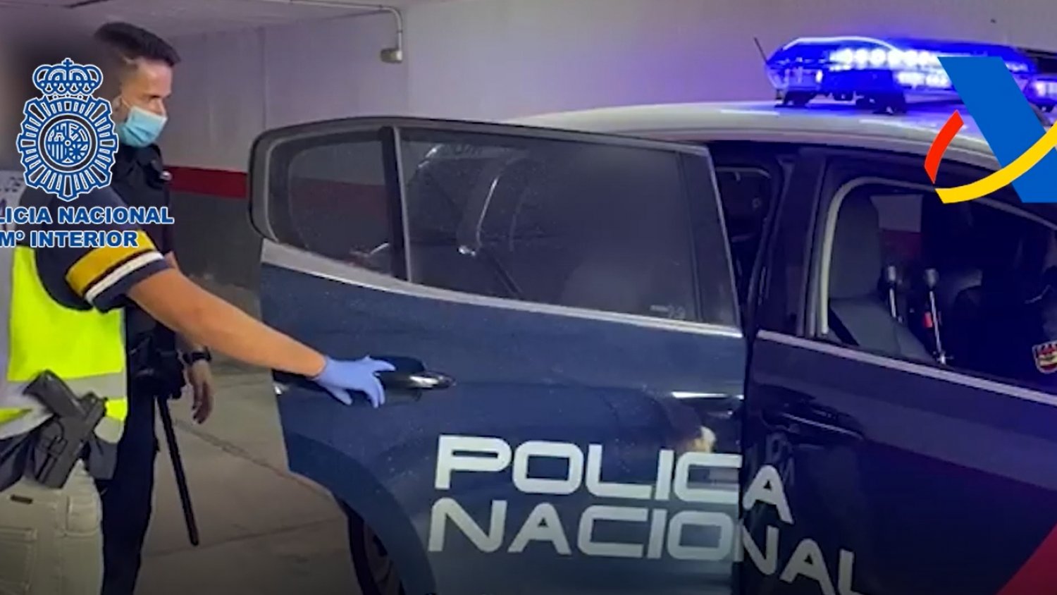 Interceptado al norte de las Azores un velero que transportaba cocaína a España