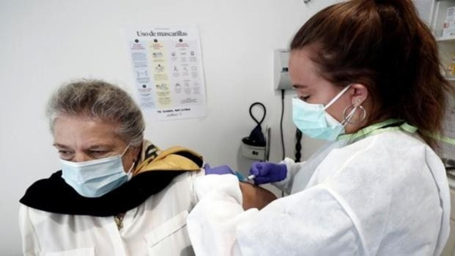 Andalucía inicia la campaña de gripe a más de 45.000 usuarios de residencias y más de 7.800 en Málaga