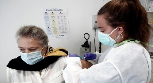 Andalucía inicia la campaña de gripe a más de 45.000 usuarios de residencias y más de 7.800 en Málaga