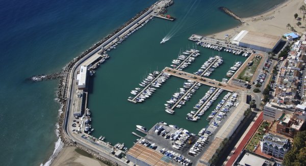 La Junta licita por 1,6 millones de euros las obras del Puerto de Marbella