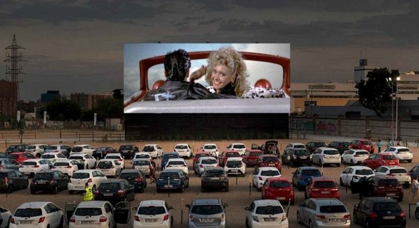 Inaugurado en Málaga el primer autocine de Andalucía