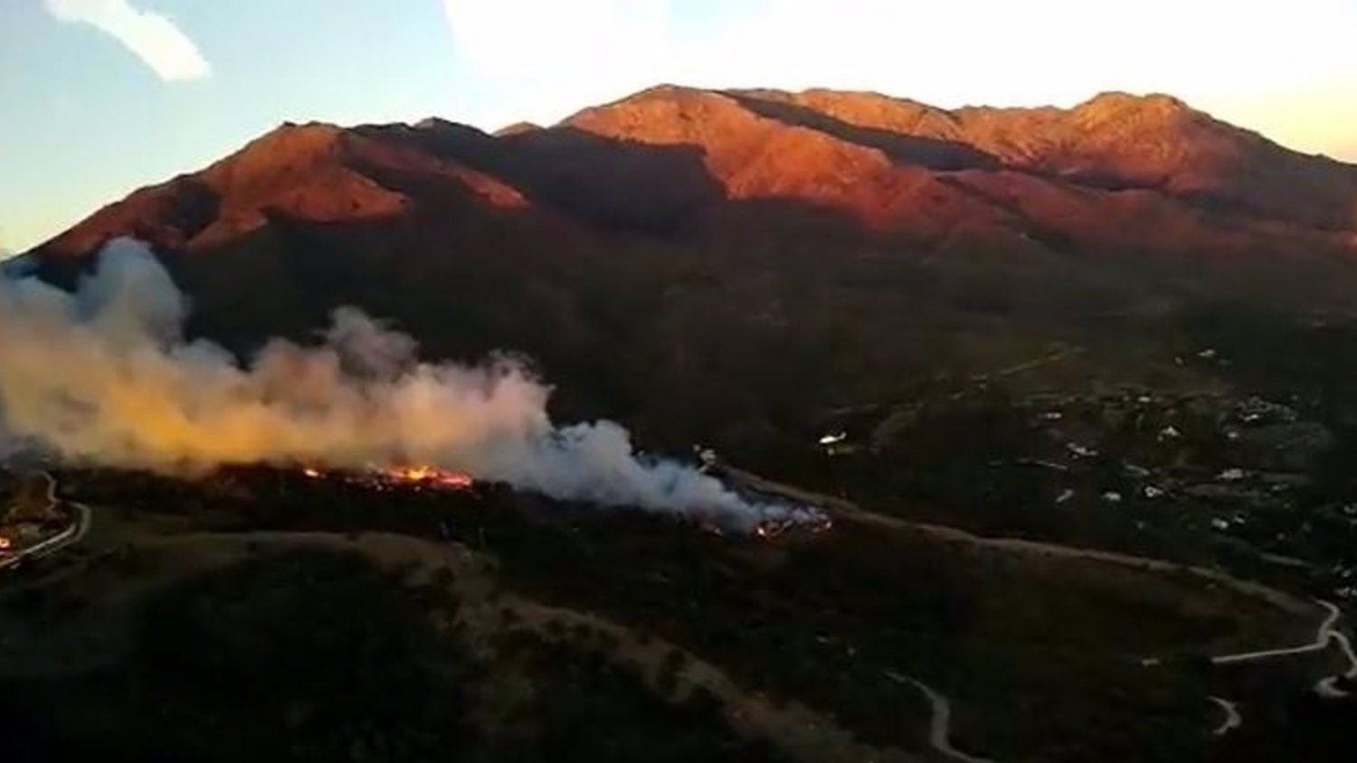 Estabilizado el incendio forestal en Casares