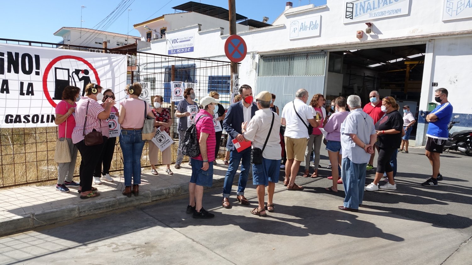 PSOE exige la paralización de la gasolinera en La Pelusa