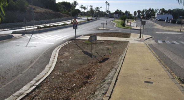 Diputación invierte 533.000 euros en el ajardinamiento junto a la carretera de entrada a Casares