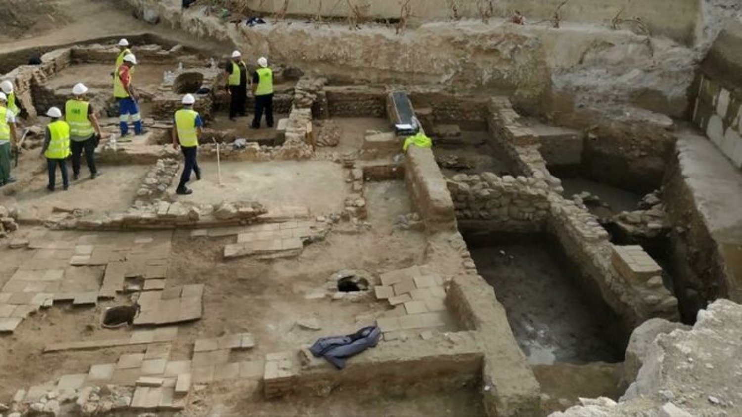 Iniciado el traslado de restos arqueológicos de las obras de Metro de Málaga a su ubicación final