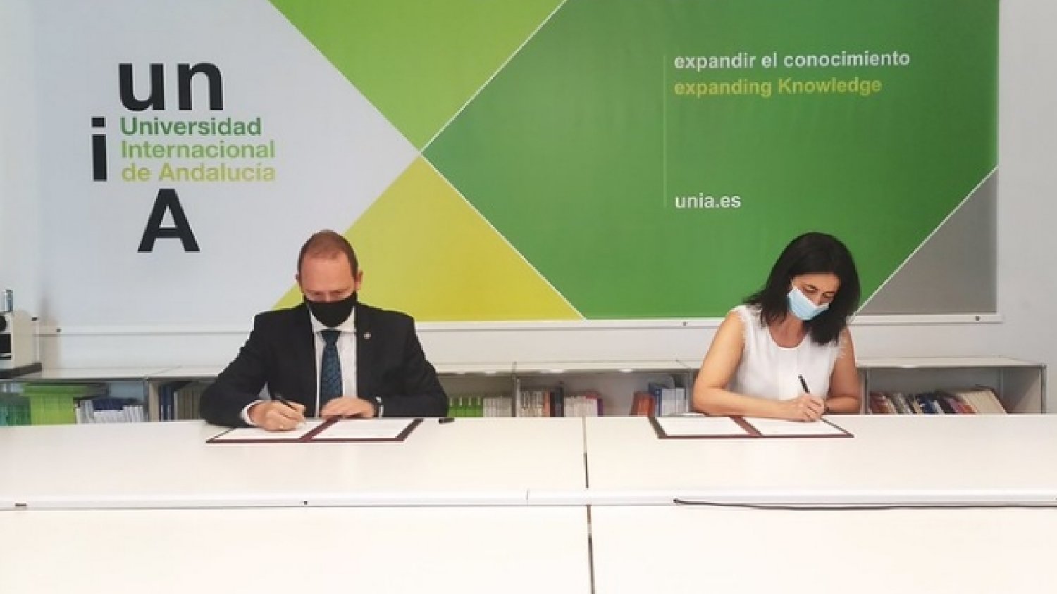 La UNIA y el IAAP consolidan su colaboración en  la formación de personal público