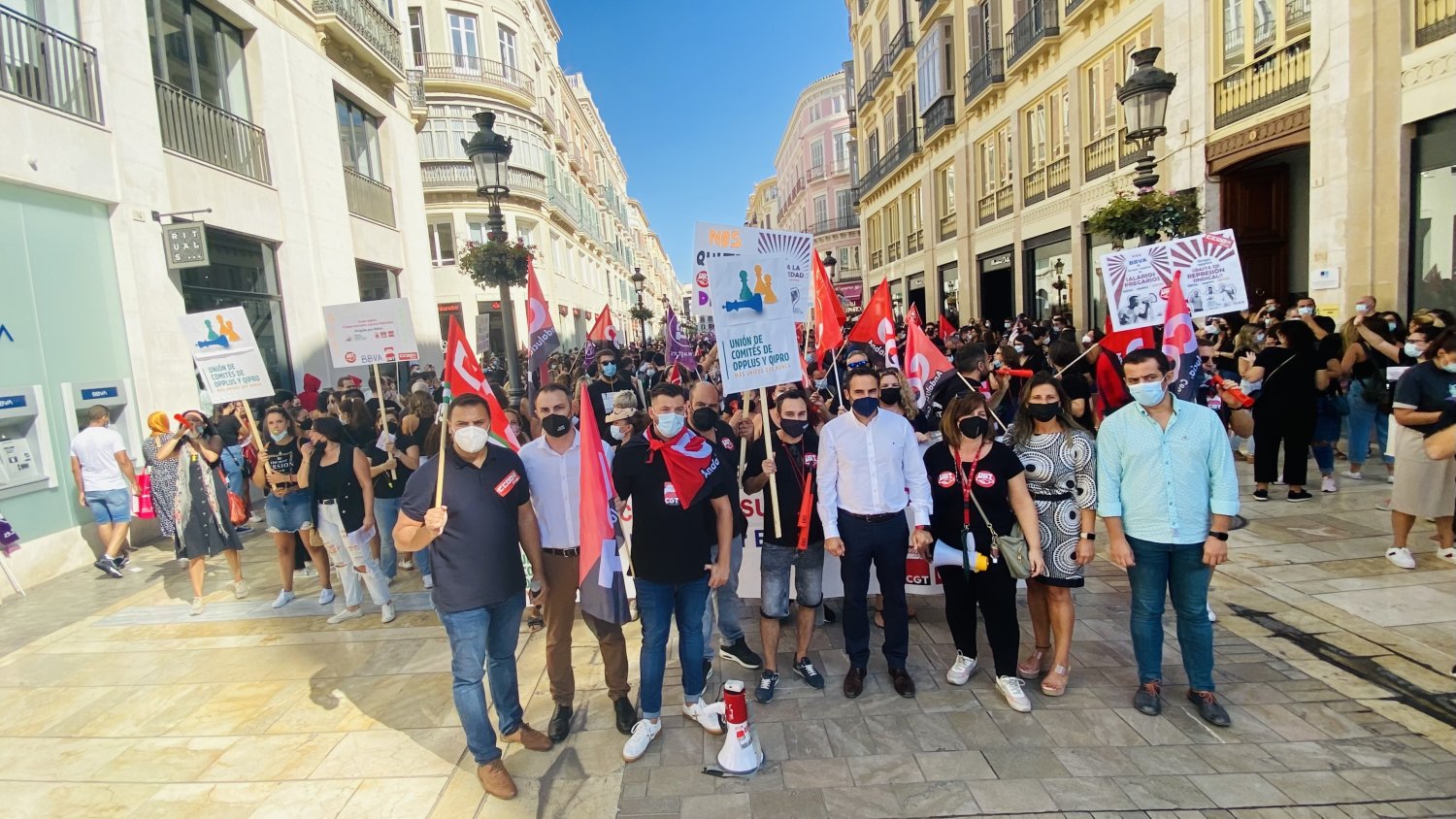 El PSOE muestra su apoyo a los trabajadores de OP Plus