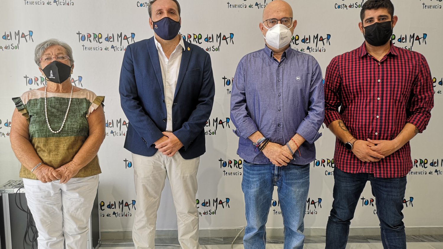 La Hermandad de la Virgen del Carmen de Torre del Mar finaliza los actos de su XXV aniversario