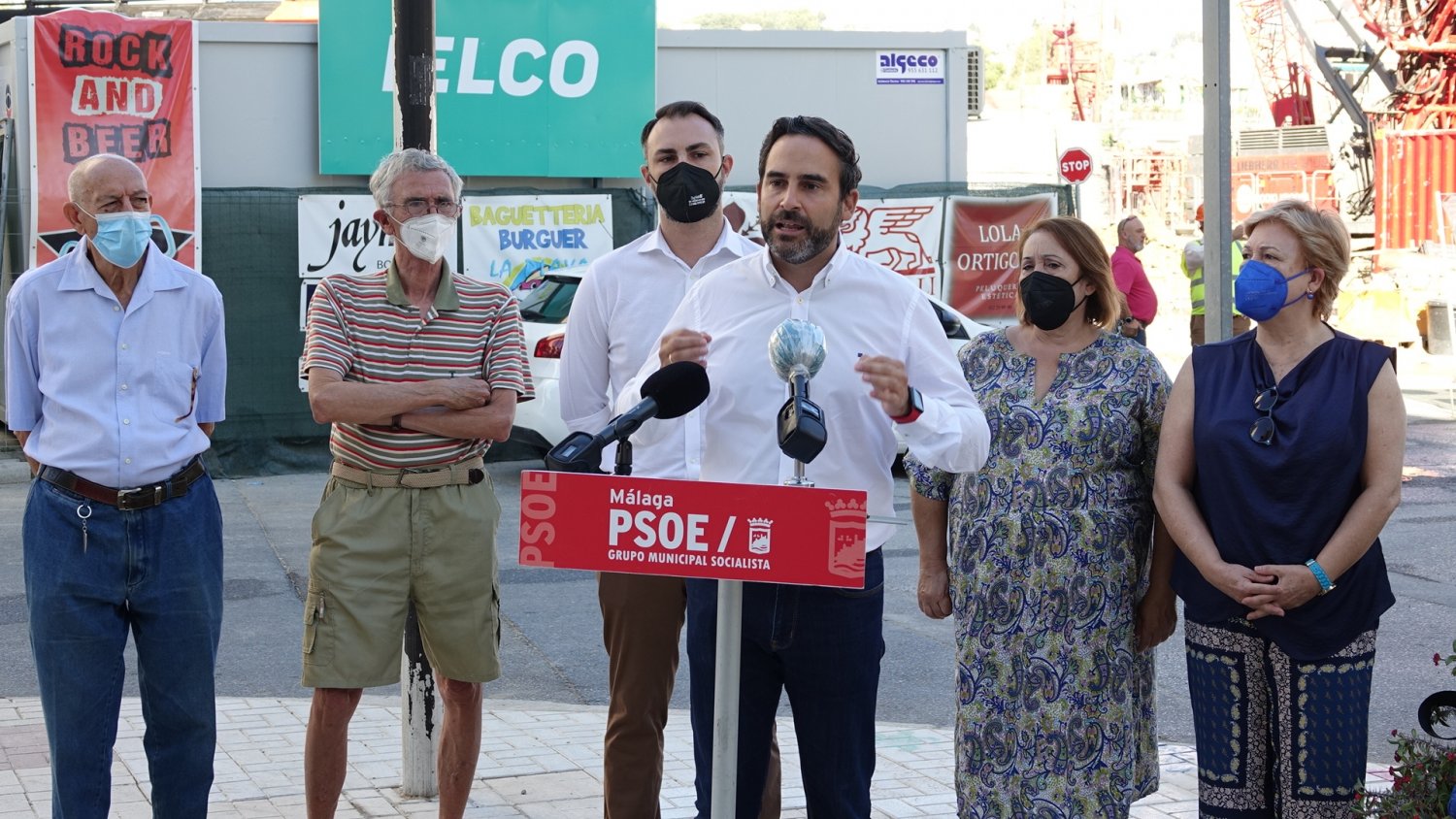 Pérez exige soluciones para los comercios afectados por la obra del parking de Pío Baroja