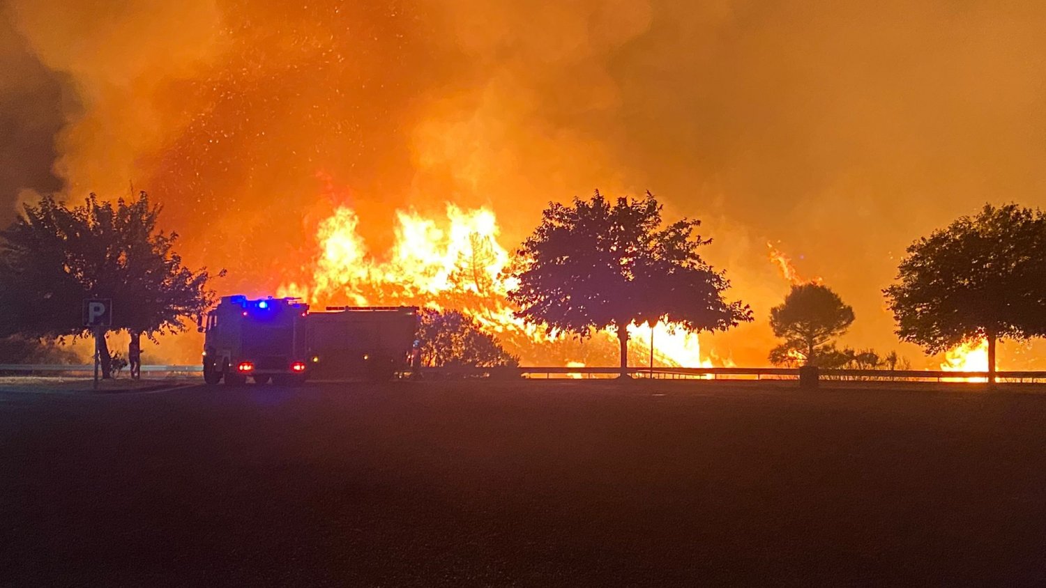 El CPB despliega veinticuatro efectivos y siete vehículos en el incendio de Sierra Bermeja