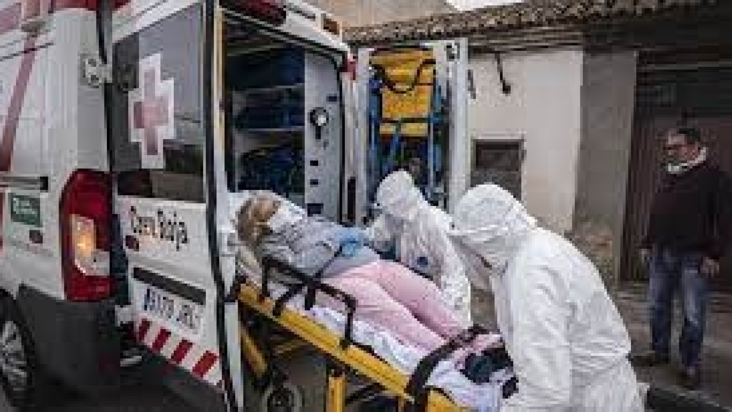 Málaga registra 628 casos y Andalucía suma 3.059 nuevos casos y 24 muertos en la última jornada
