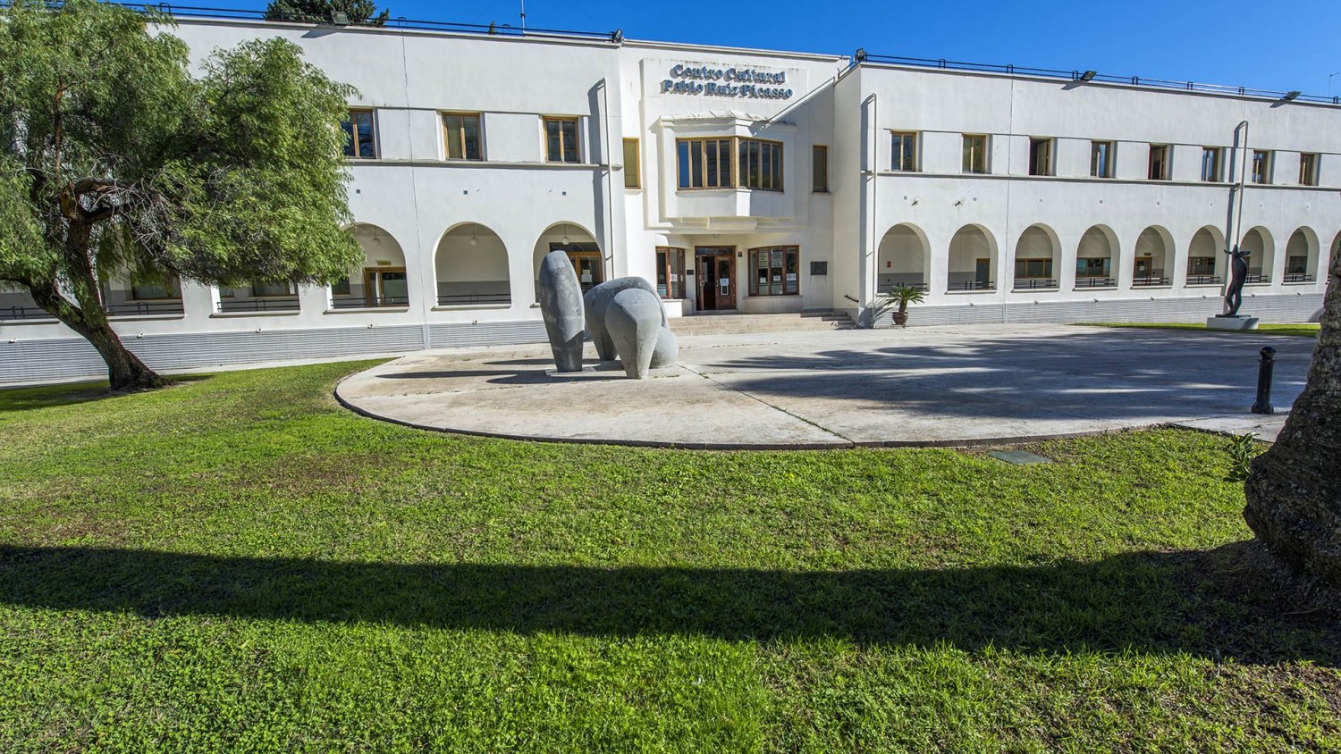 Torremolinos convoca 11 ofertas de empleo para la Escuela de Música y la Universidad Popular