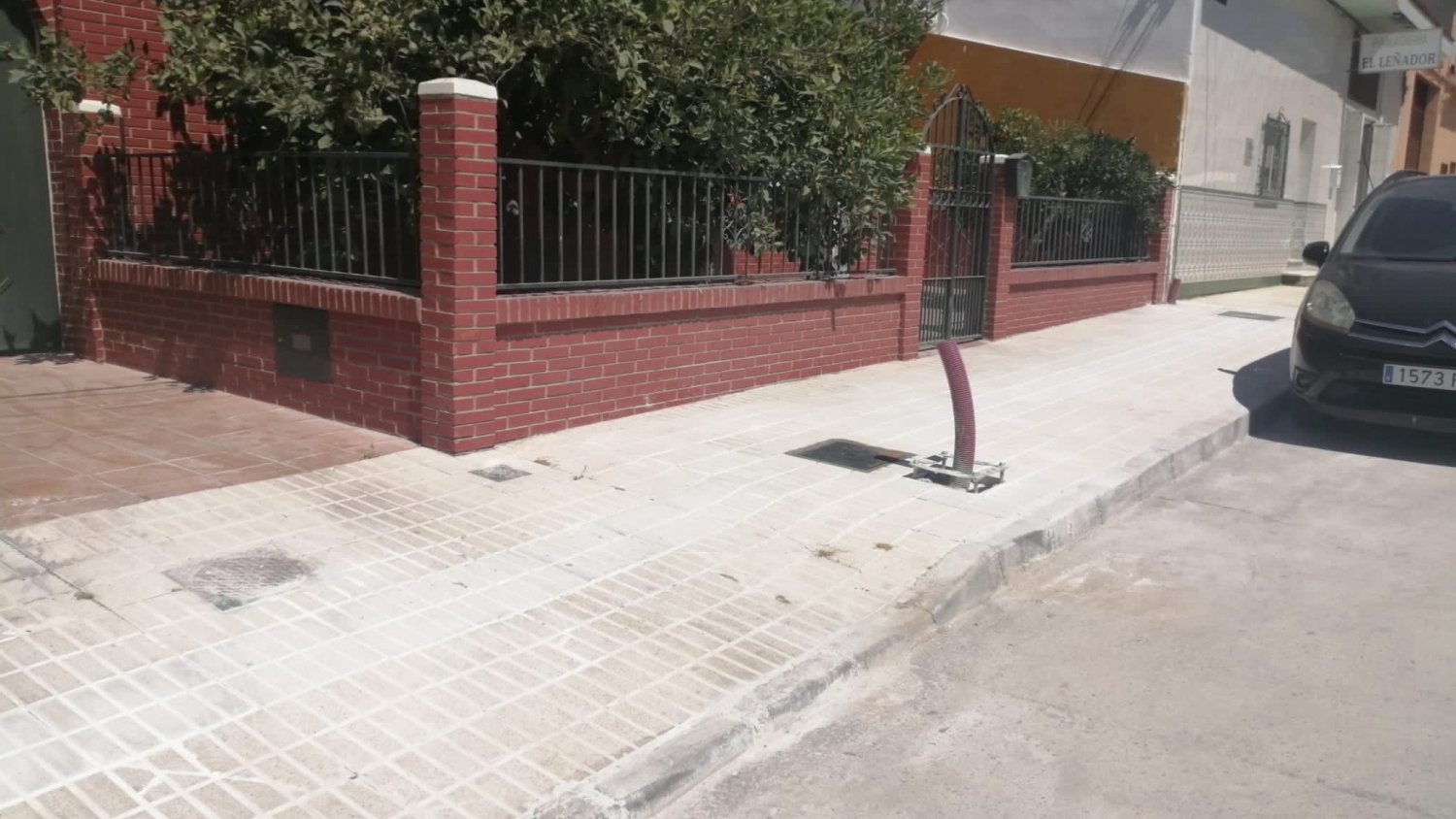 Finalizan las obras de canalización para el soterramiento del cableado en calle Bellavista de Vélez-Málaga