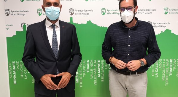 Vélez-Málaga reclama a Diputación resolver el proyecto de la cubierta del CEIP Andalucía