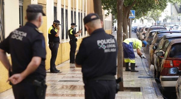 Un hombre mata a su pareja con una escopeta a las puertas de un colegio de Málaga