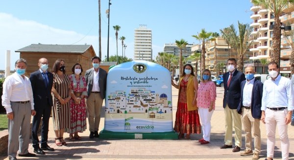 Fuengirola acoge la presentación de la campaña de Ecovidrio a nivel andaluz ‘Bandera Verde’