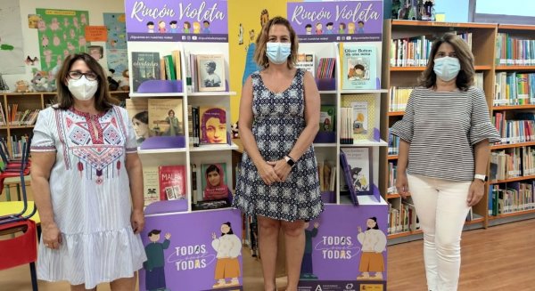 Estepona crea el ‘Rincón Violeta’ en las bibliotecas municipales para fomentar la igualdad