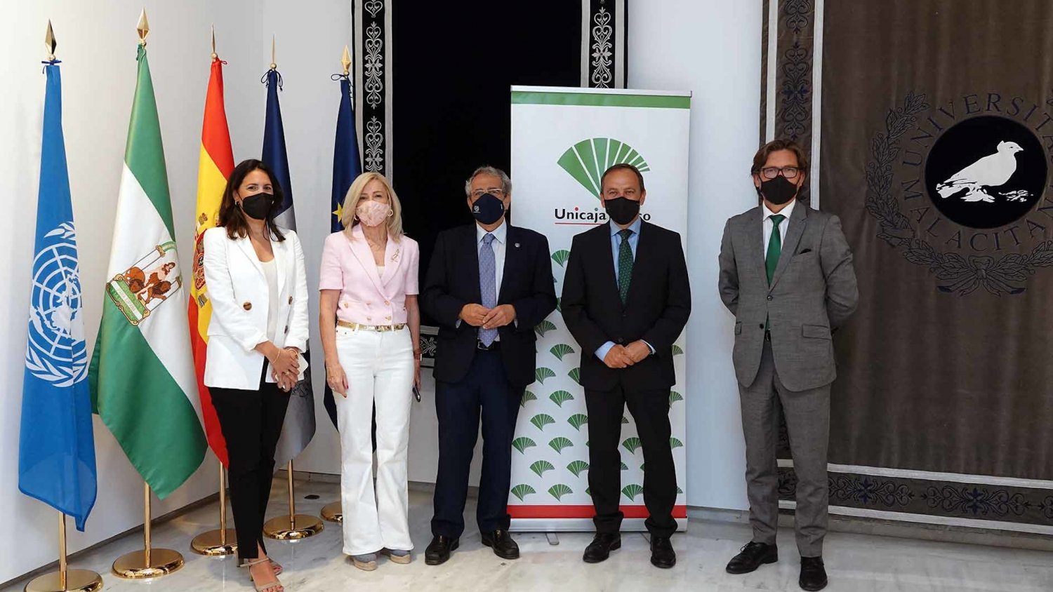 Unicaja en apoyo a la UMA ofrece a estudiantes y trabajadores financiación y servicios ventajosos